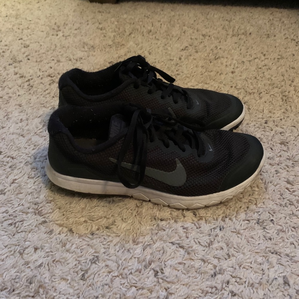Women’s shoes